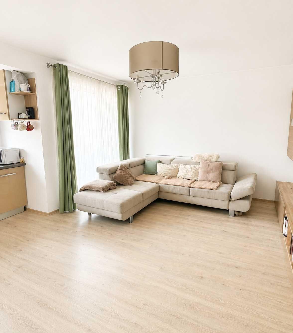 Apartament 2 camere zona Iulius Mall Fsega, statie la scara