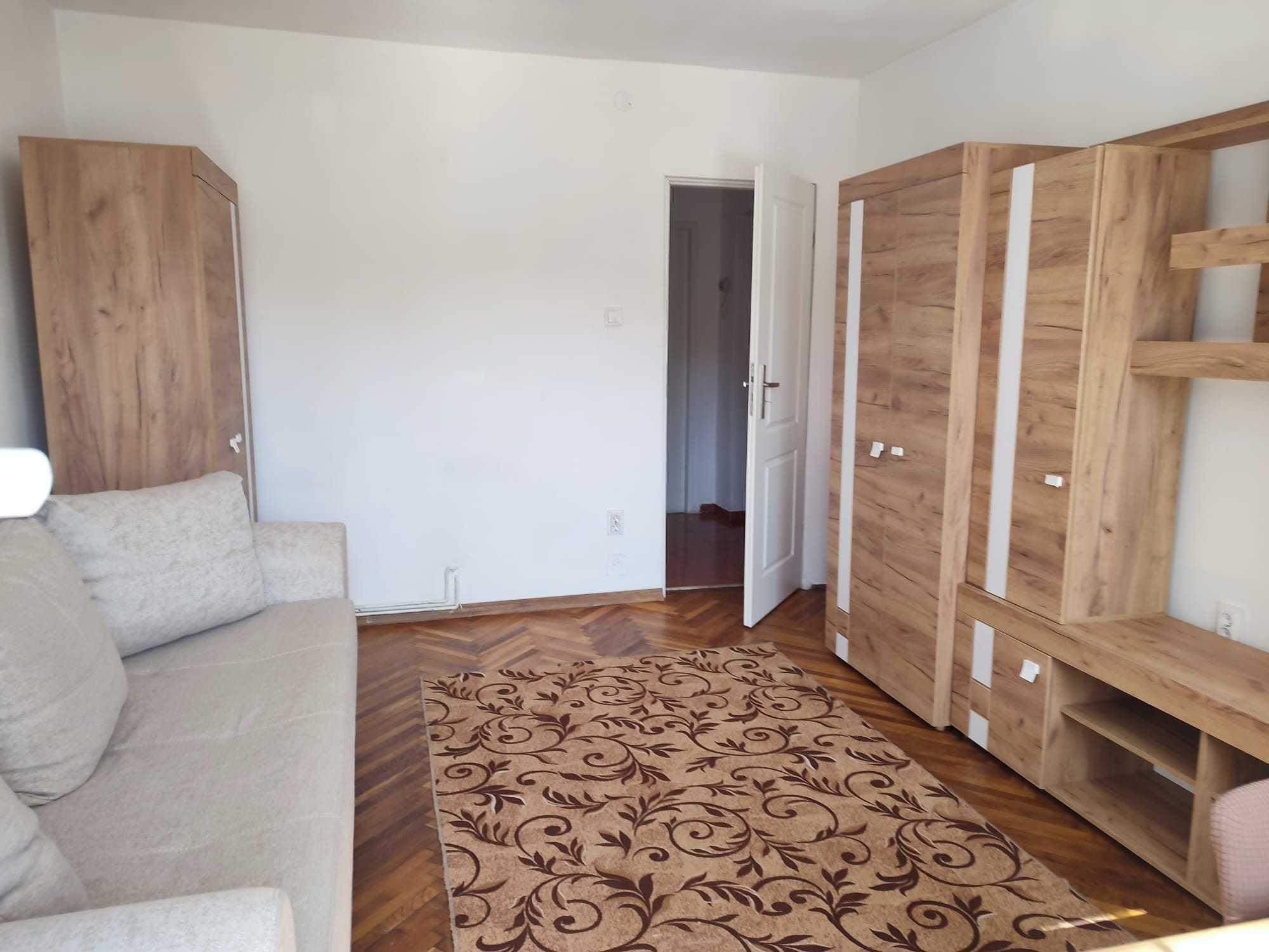 Apartament 2 camere de închiriat
