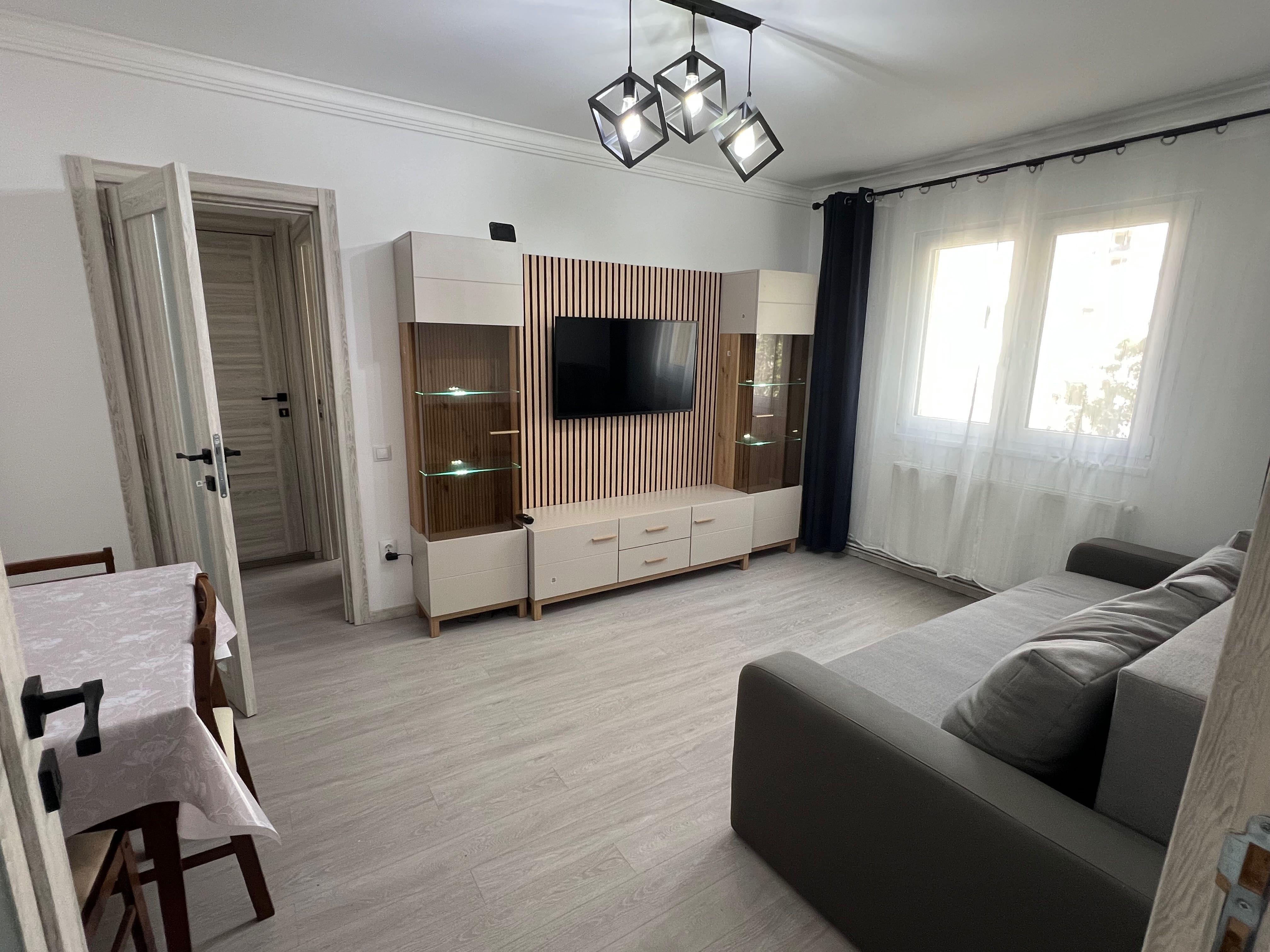 Închiriez apartament 3 camere Manastur str Mehedinți Cluj