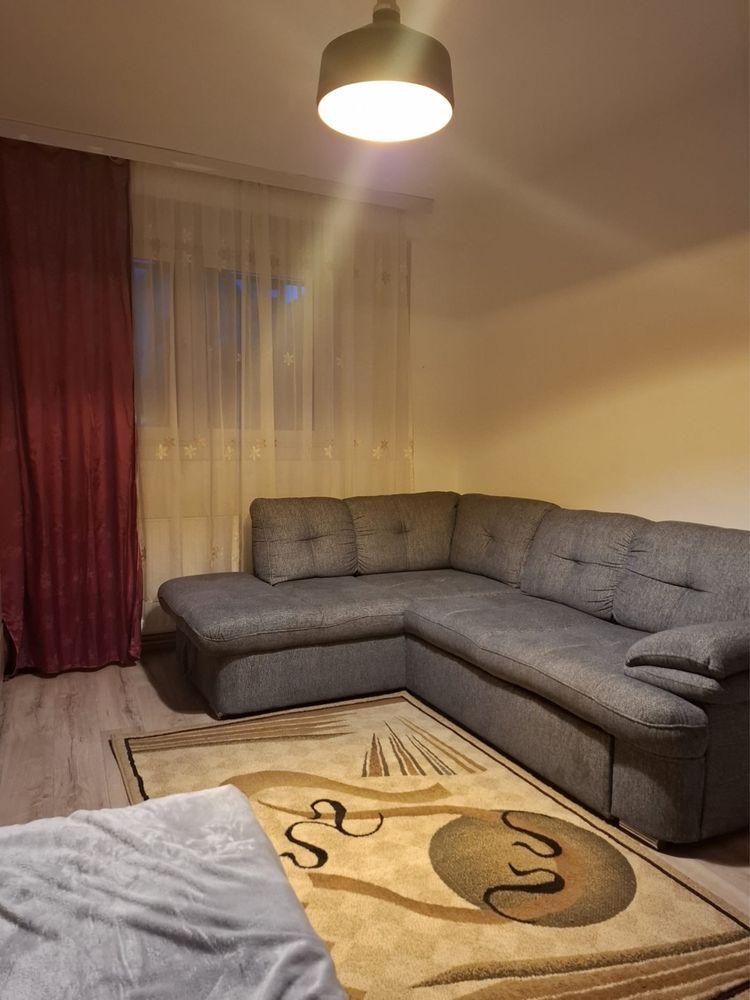 Garsoniera confort 1 de vanzare, in centrul vechi al Brasovului. - imagine 1