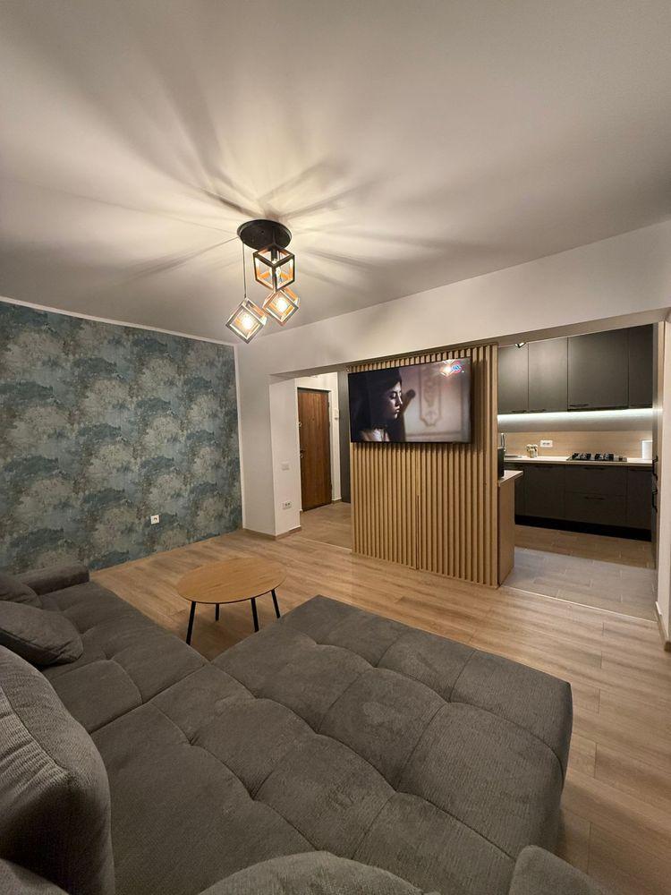 Apartament 2 camere, complet renovat – Tractorul, zona Cerna, Brașov