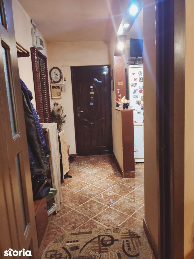 Vând apartament 2 camere in Brazda lui Novac -Craiova