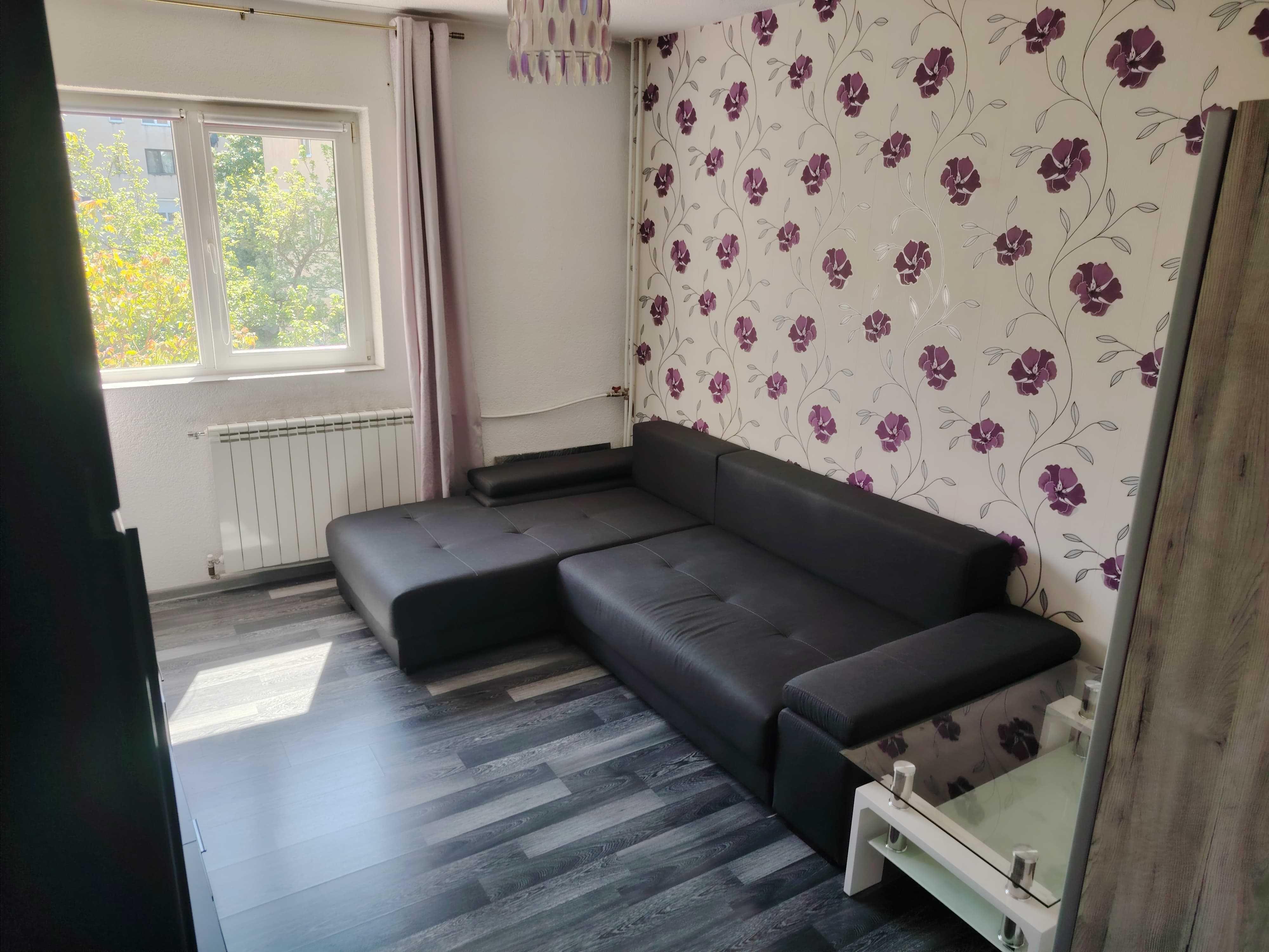 Vand Garsoniera in Oradea, etaj 2, renovata, complet utilata - imagine 1