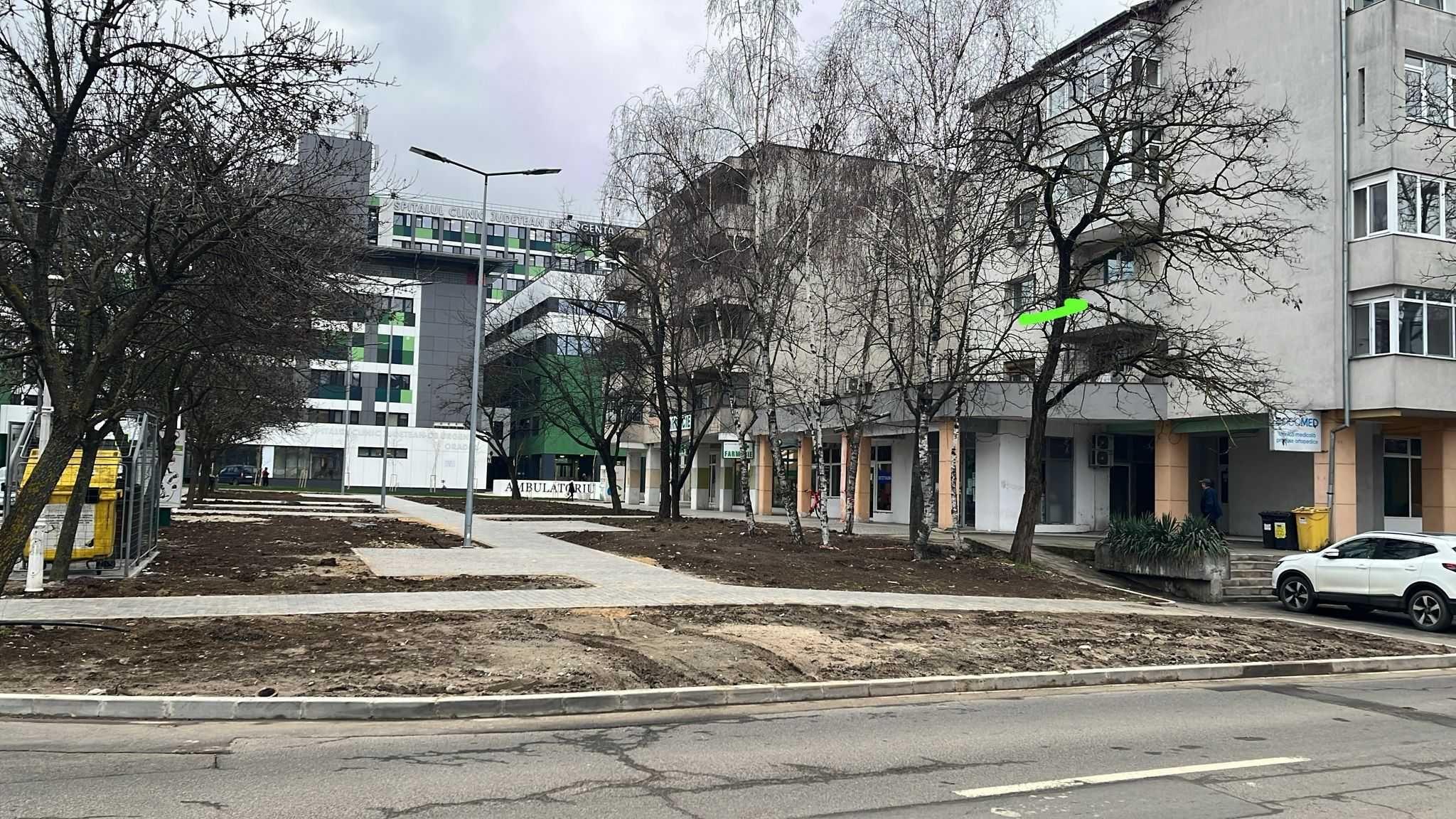 Vand apartament 3 camere vis-a-vis de Spitalul Judetean Oradea - imagine 1