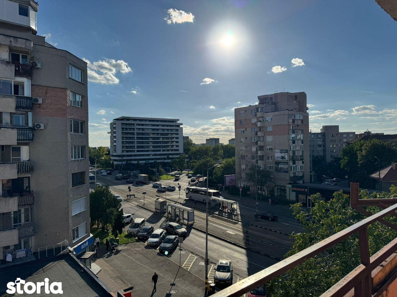 Apartament cu 3 camere, tip D, etaj 4/6 (lift nou), Bulevardul Decebal - imagine 1