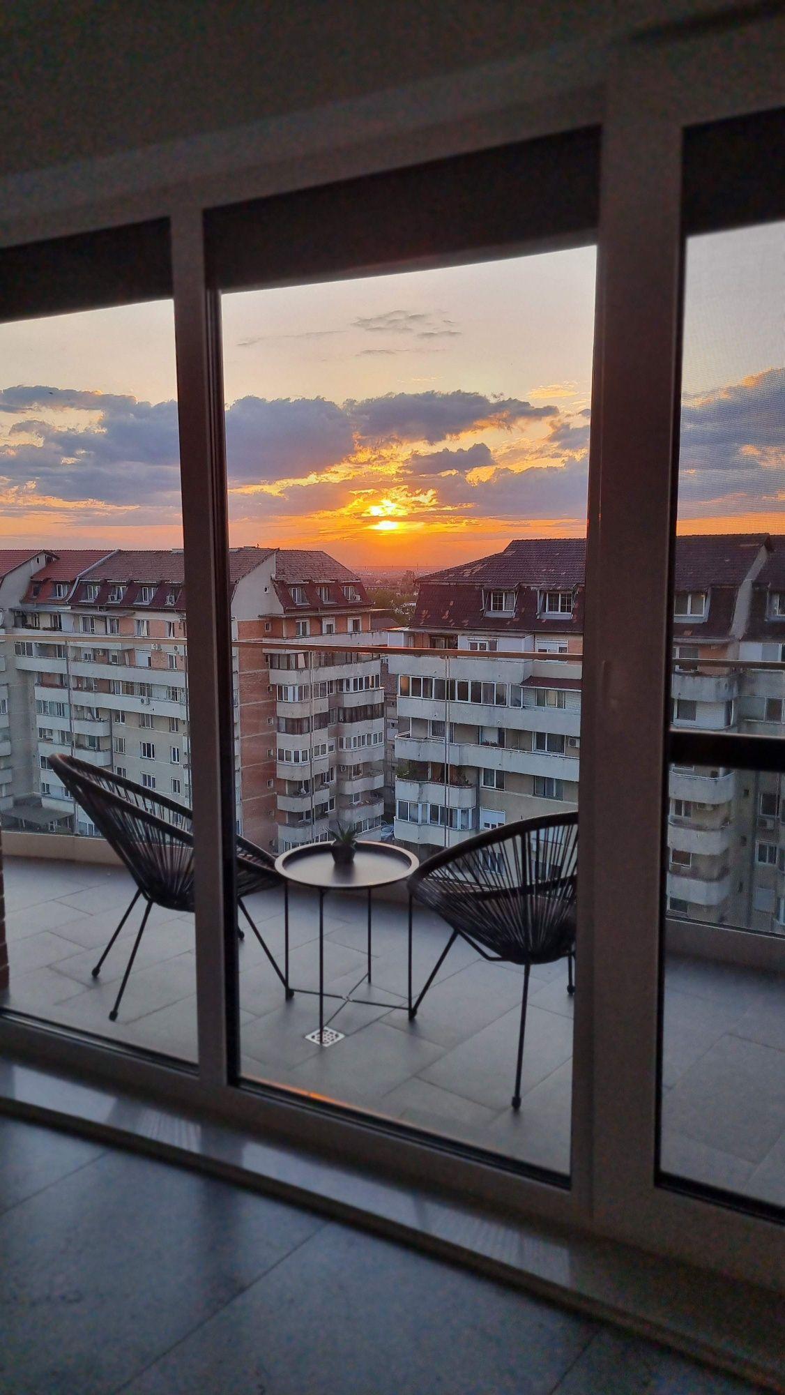 Închiriez apartament de lux in Luceafarul 3 camere - imagine 1