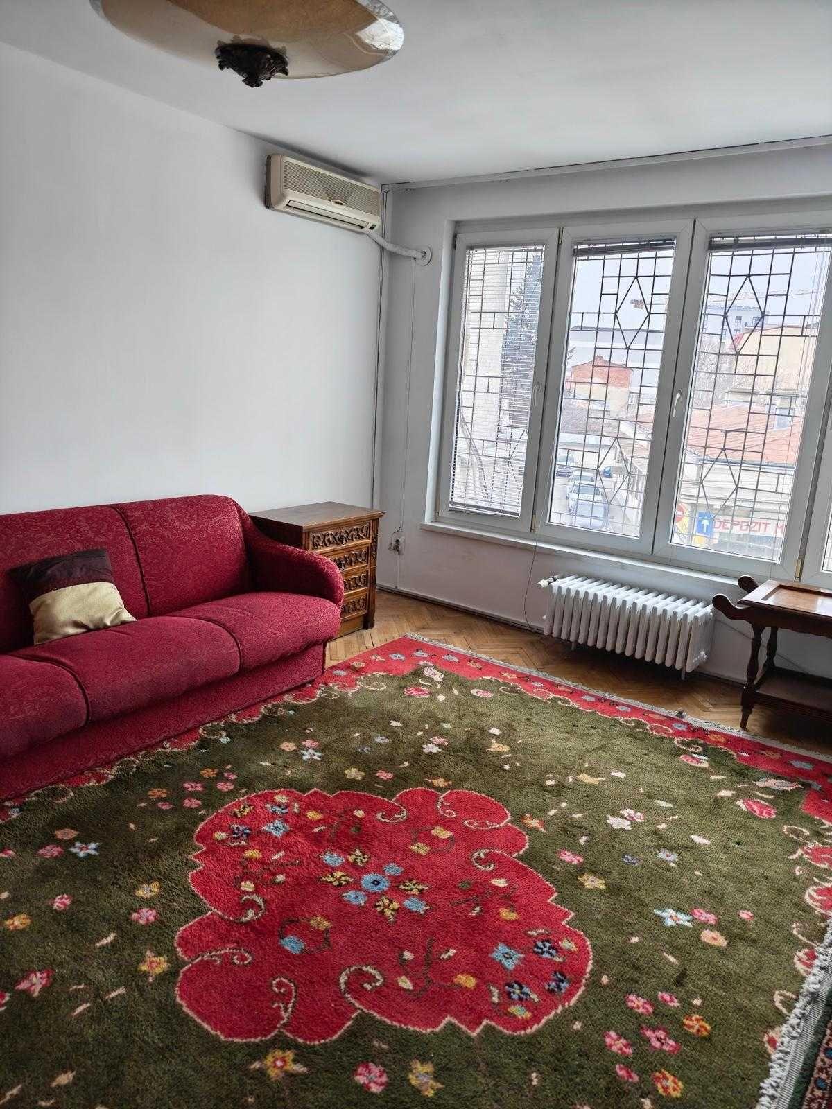 PROPRIETAR | Închiriez ap. 3 camere | Lipit de Metrou Grivița | Fără Comision