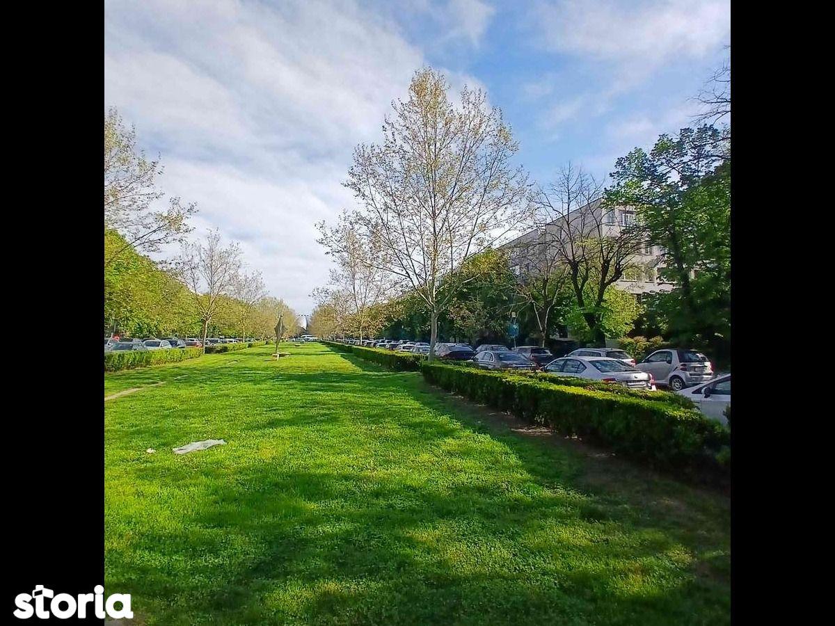 Aleea Circului parter cu balcon