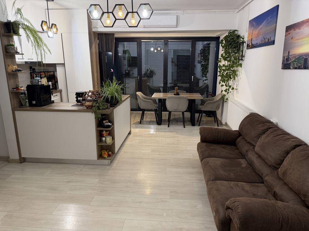 Apartament 3 camere de vanzare – Gherghitei, vedere lac, langa One Lake District