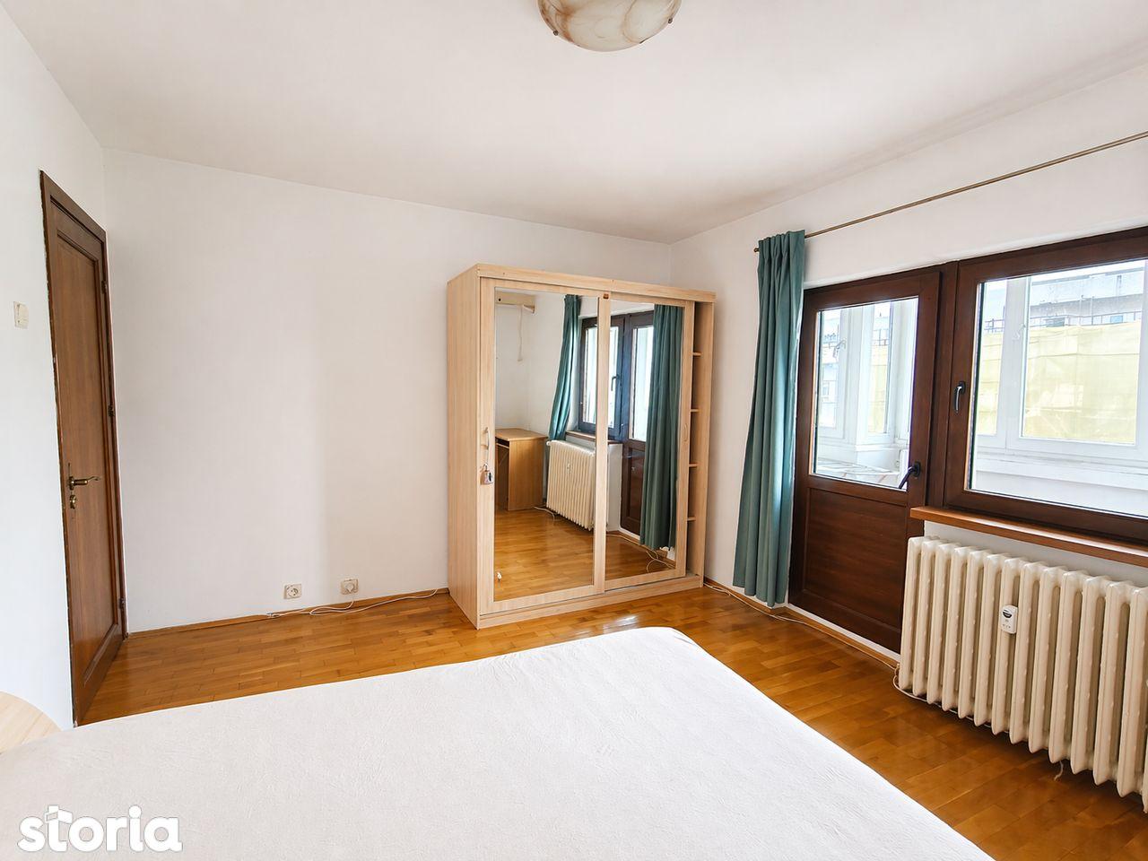 Apartament 3 camere- bulevardul Unirii (PROPRIETAR)