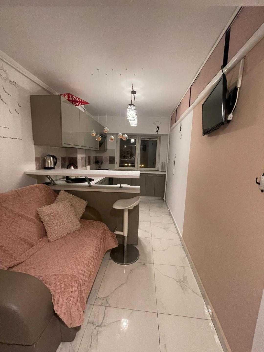 de inchiriat apartament 2 camere Nerva Traian