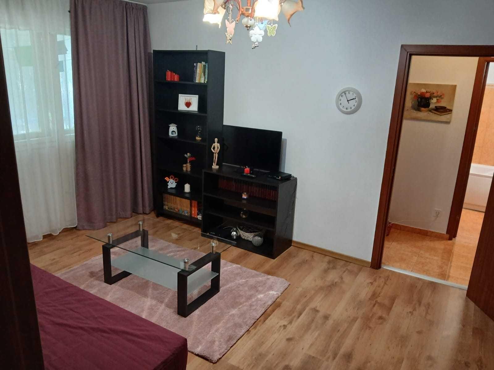 Proprietar inchiriez apartament 2 camere , Drumul Taberei ->Raul Doamnei