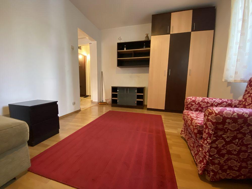 Garsoniera zona Gorjului