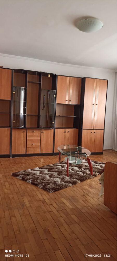 Garsoniera de inchiriat