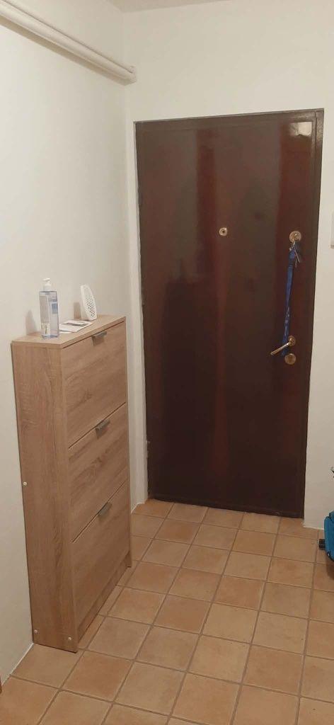 Inchiriez apartament 1 camera