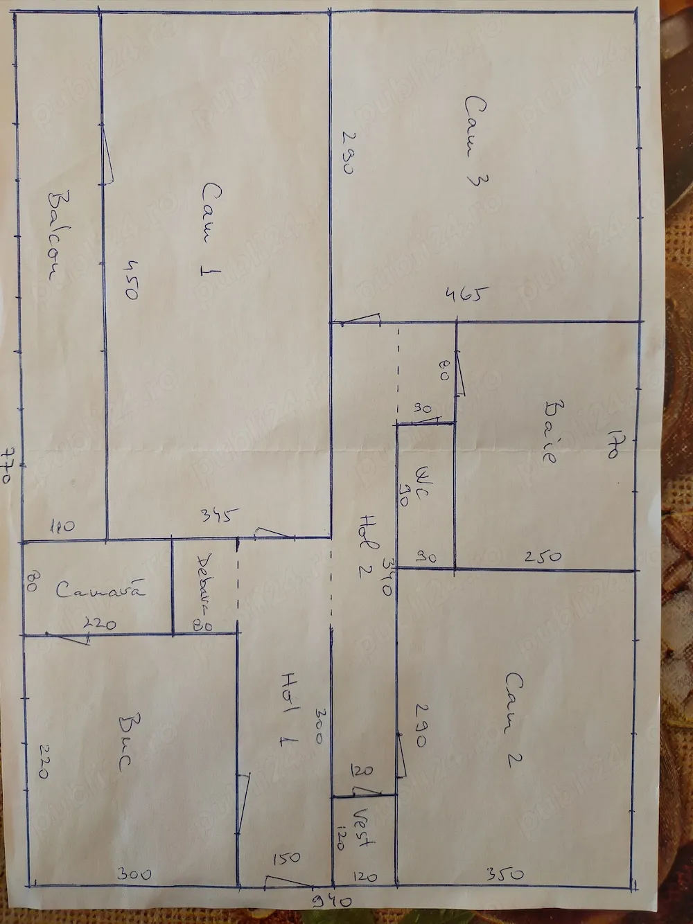 Vând ap 3 camere decomandate