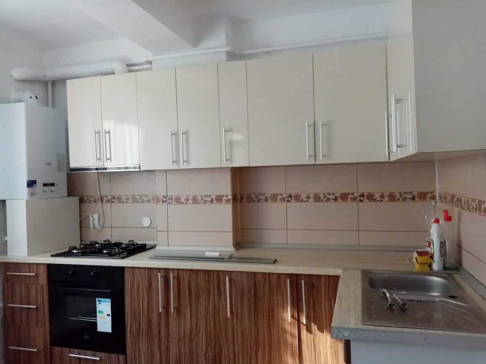 apartament de închiriat