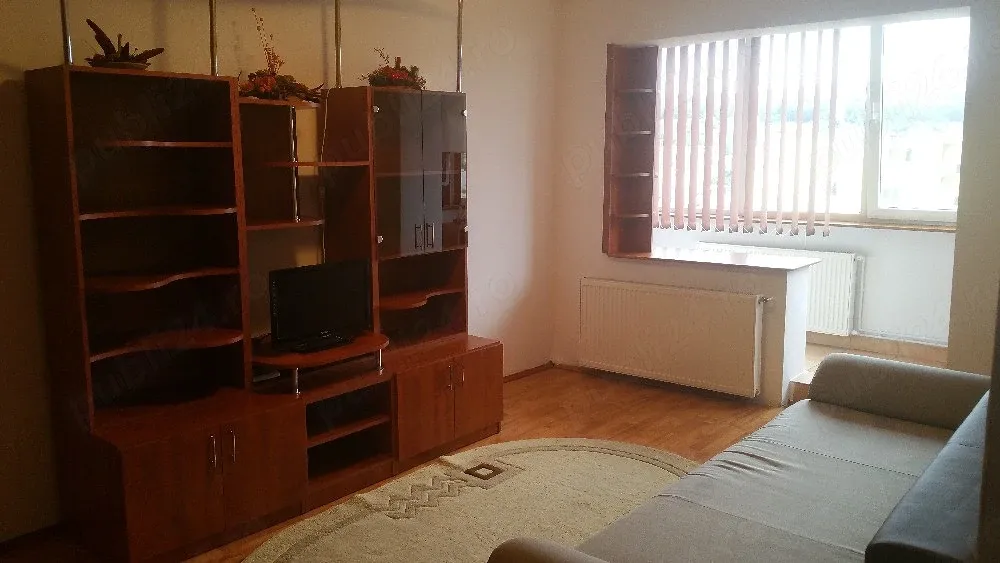 apartament 2 camere  decomandat - imagine 1