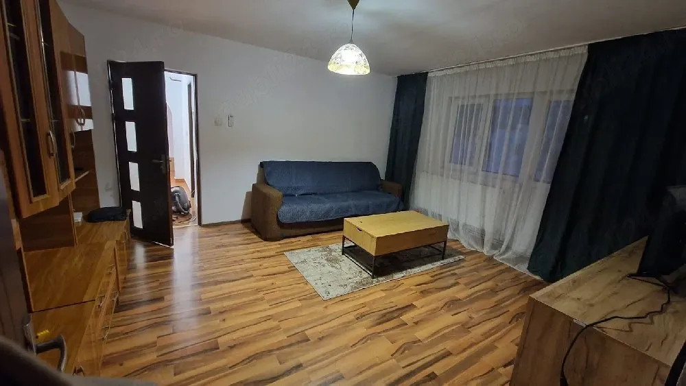 apartament 3 camere de inchiriat - imagine 1