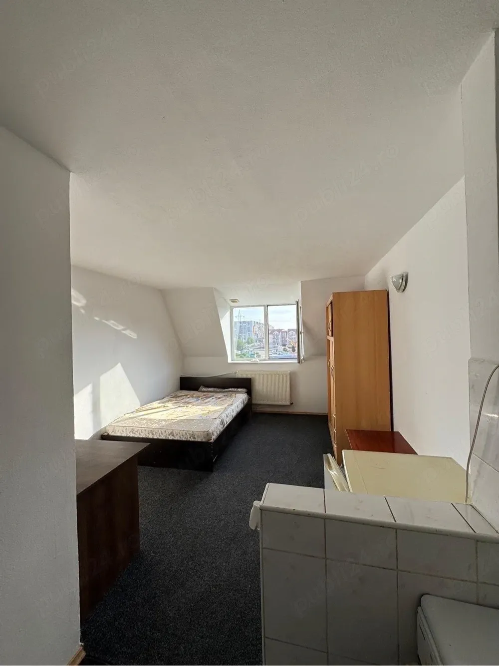 vand garosniera - imagine 1