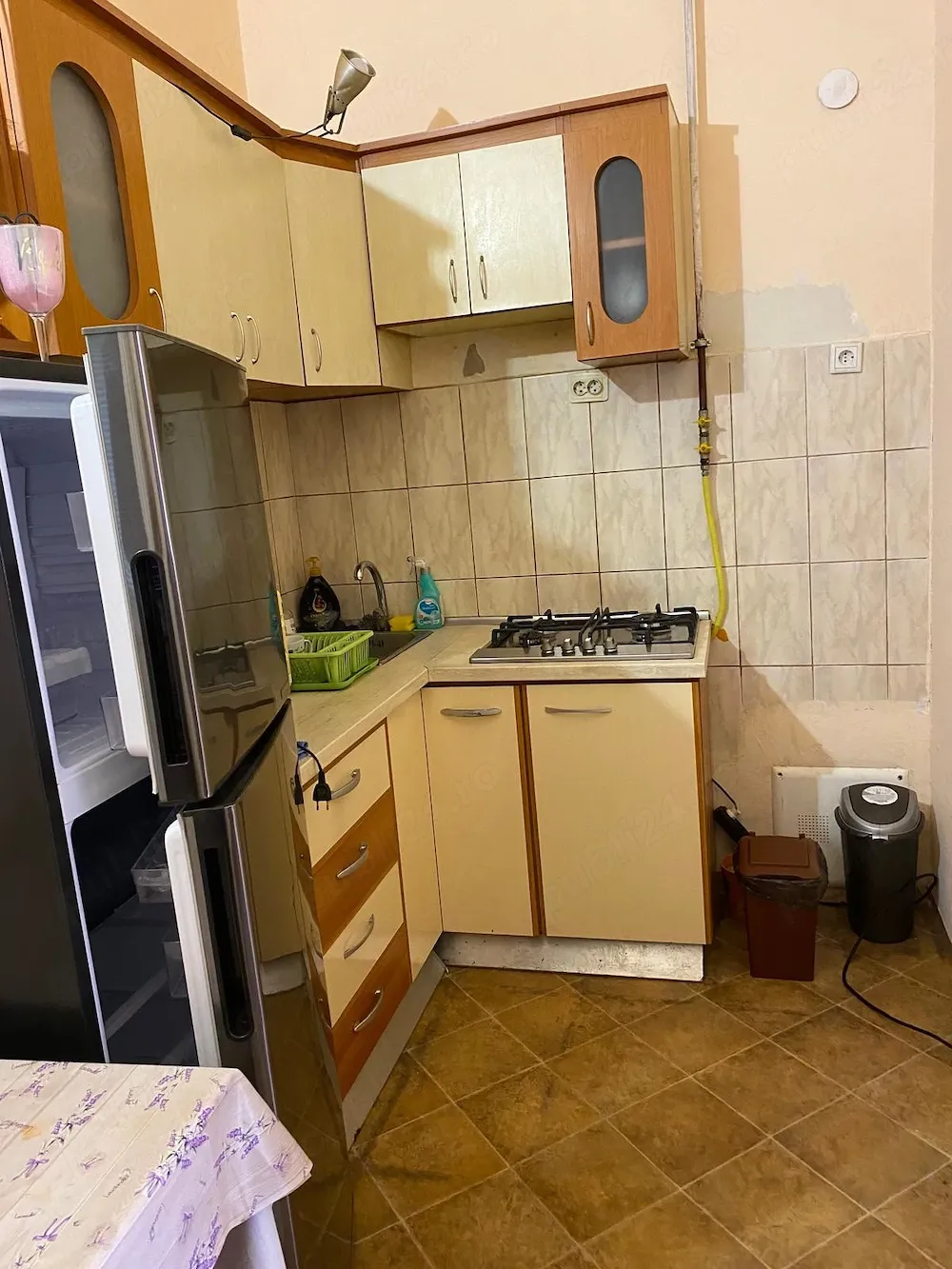 Vând apartament la casa în curte comuna - imagine 1