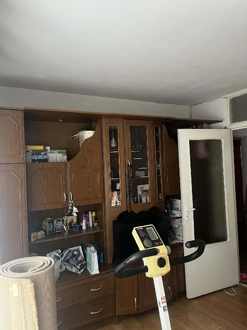 apartament de vanzare - imagine 1