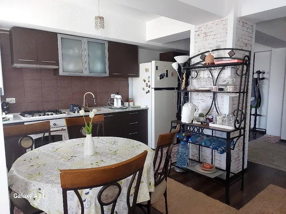 apartament de vânzare