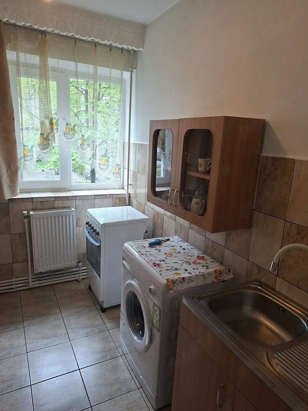 închiriez apartament recent renovat, 2 camere, Energiei - imagine 1