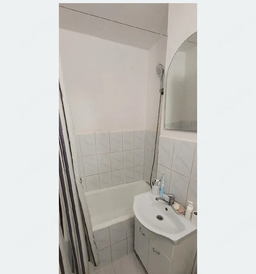 De vânzare apartament 3 camere semidecomandat in zona Bucegi - imagine 1