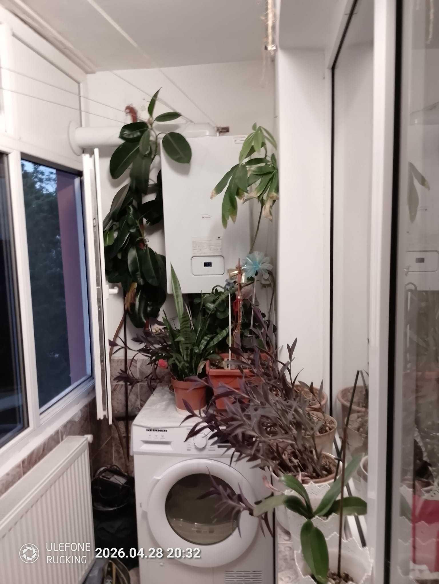 Proprietar, vand apartament cu 4 camere - imagine 1