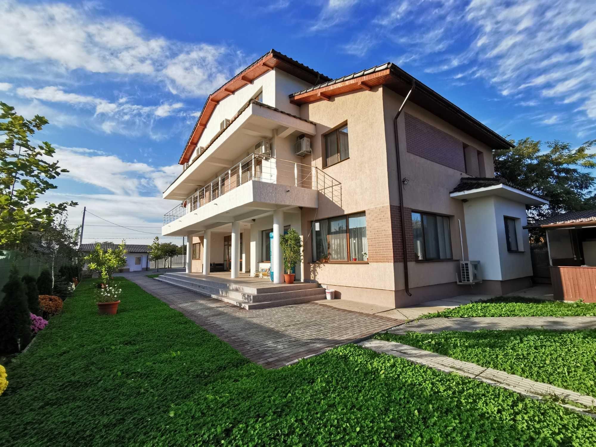 Pensiune 3 margarete, 8 camere, SC 538mp, teren 2000mp, foisor - imagine 1