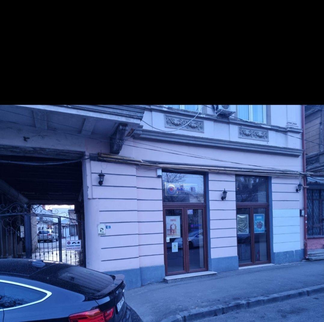 Inchiriez spatiu Comercial strada Fratii Buzesti nr10 cu vitrina stradala 110 mp utili - imagine 1