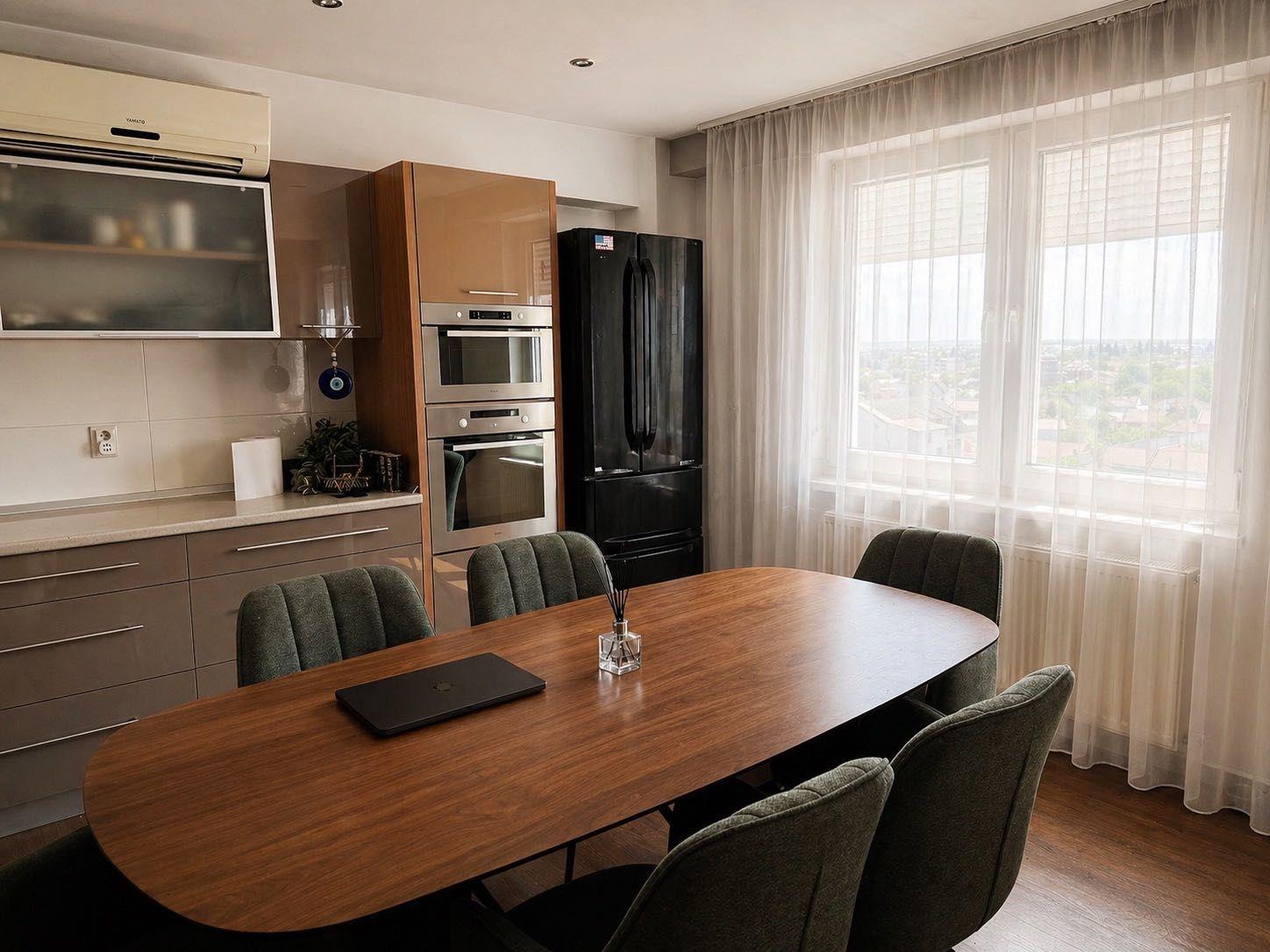 Apartament 3 camere, 71,72 mp utili, zona centrala, lift nou, parcare nouă – Proprietar - imagine 1