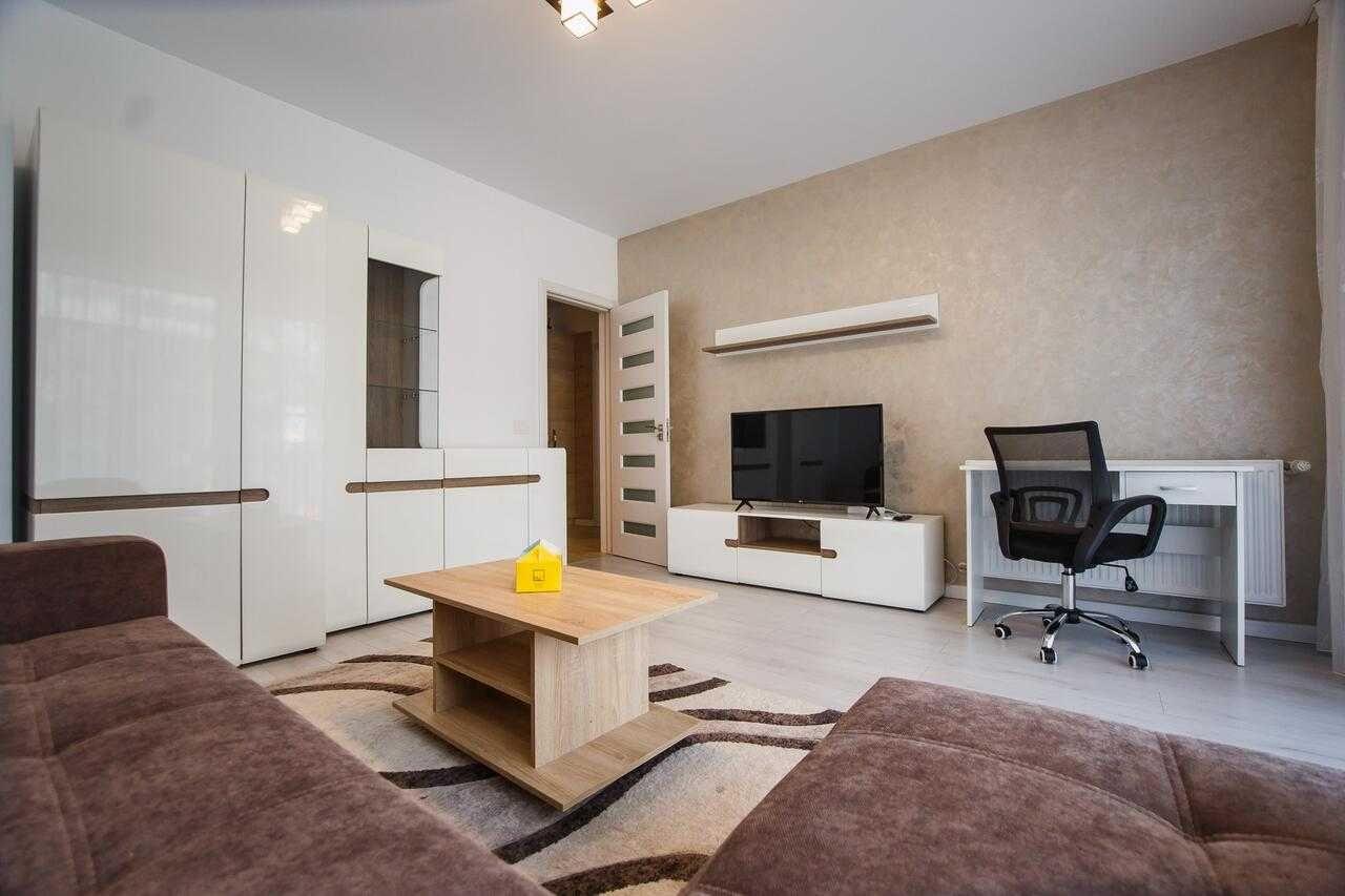 Apartament de inchiriat modern decomandat 2 camere Prima Decebal!