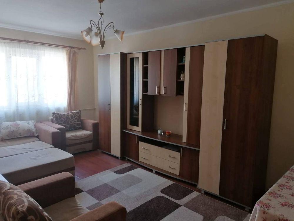 Chirie apartament 3 camere - imagine 1