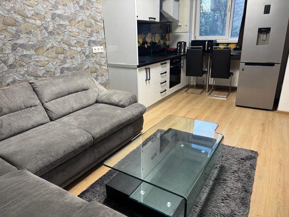 Inchriere apartament 2 camere - 9 Mai