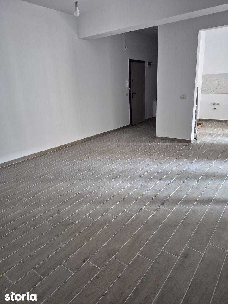 3 camere Pallady, Teclu