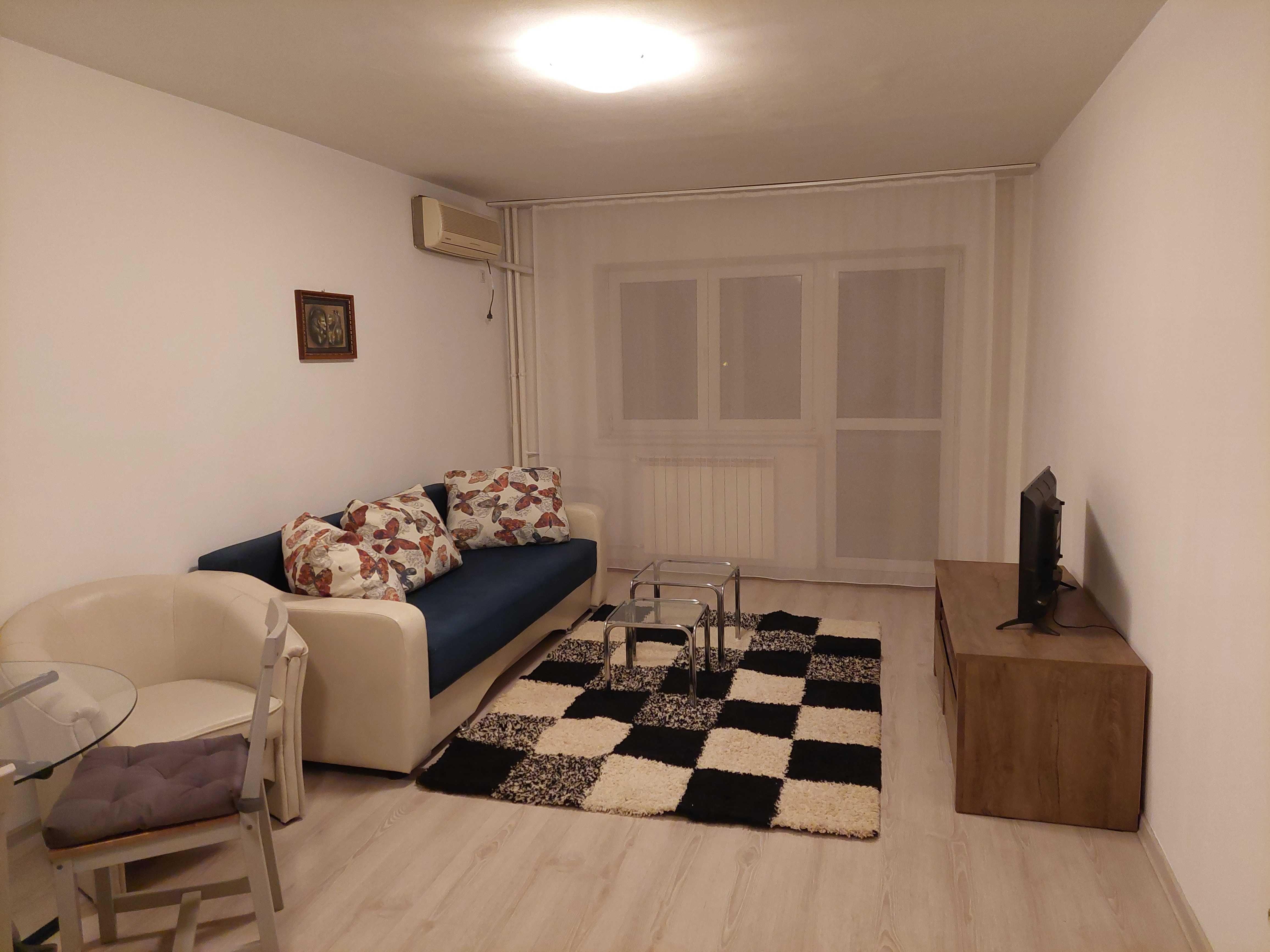 Inchiriere 3 camere Bd. Unirii, 10 min de Metrou Unirii, loc parcare