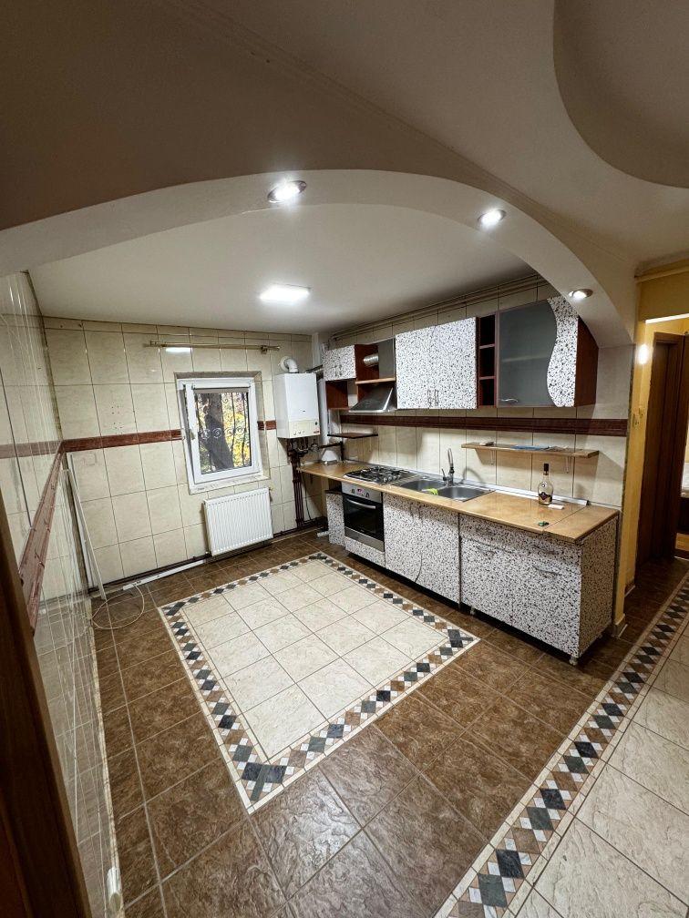 Apartament de vanzare 2 camere Vacaresti/Tineretului
