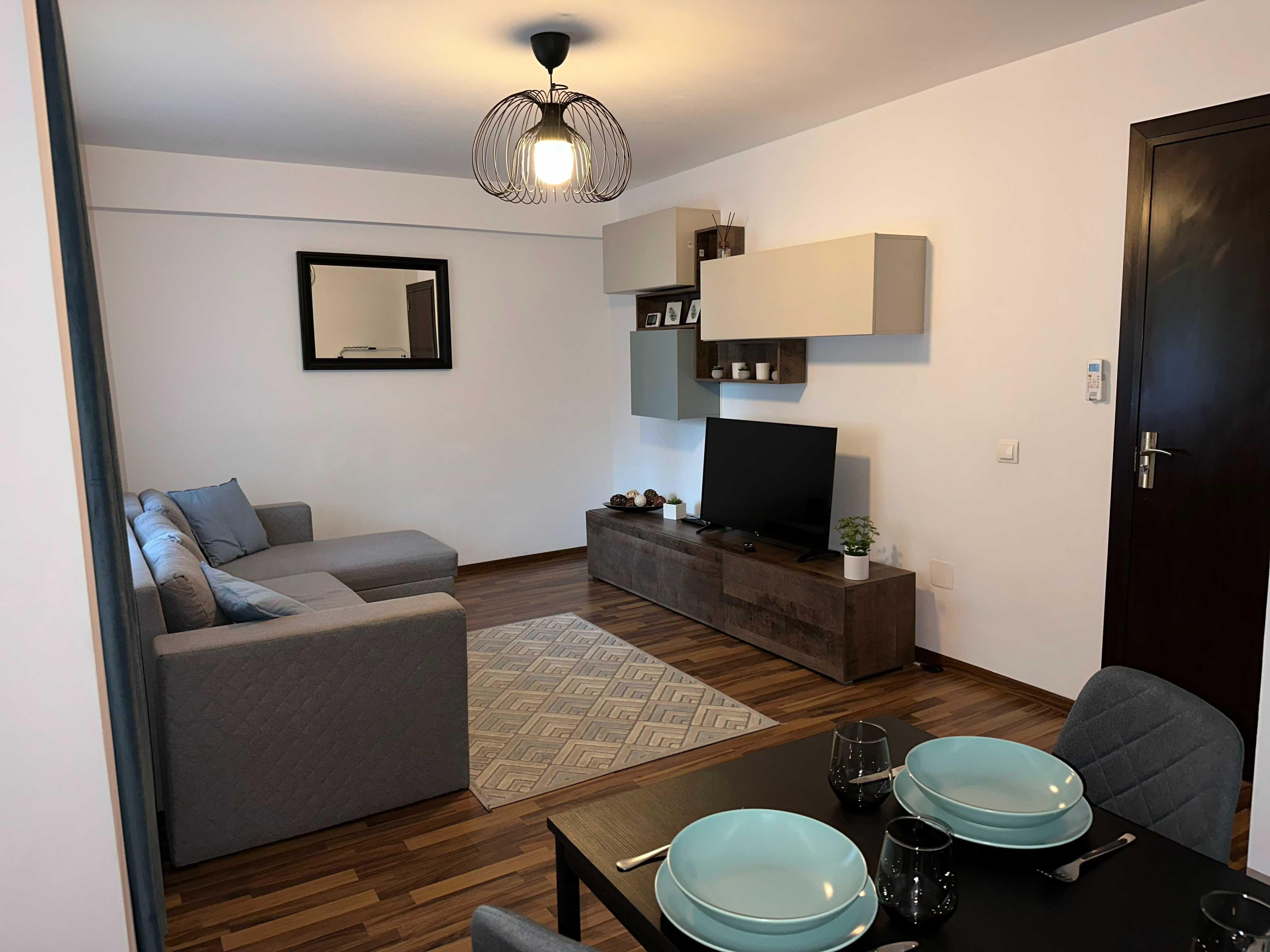Apartament 2 camere Sector 4 I Renovat complet l Loc de parcare