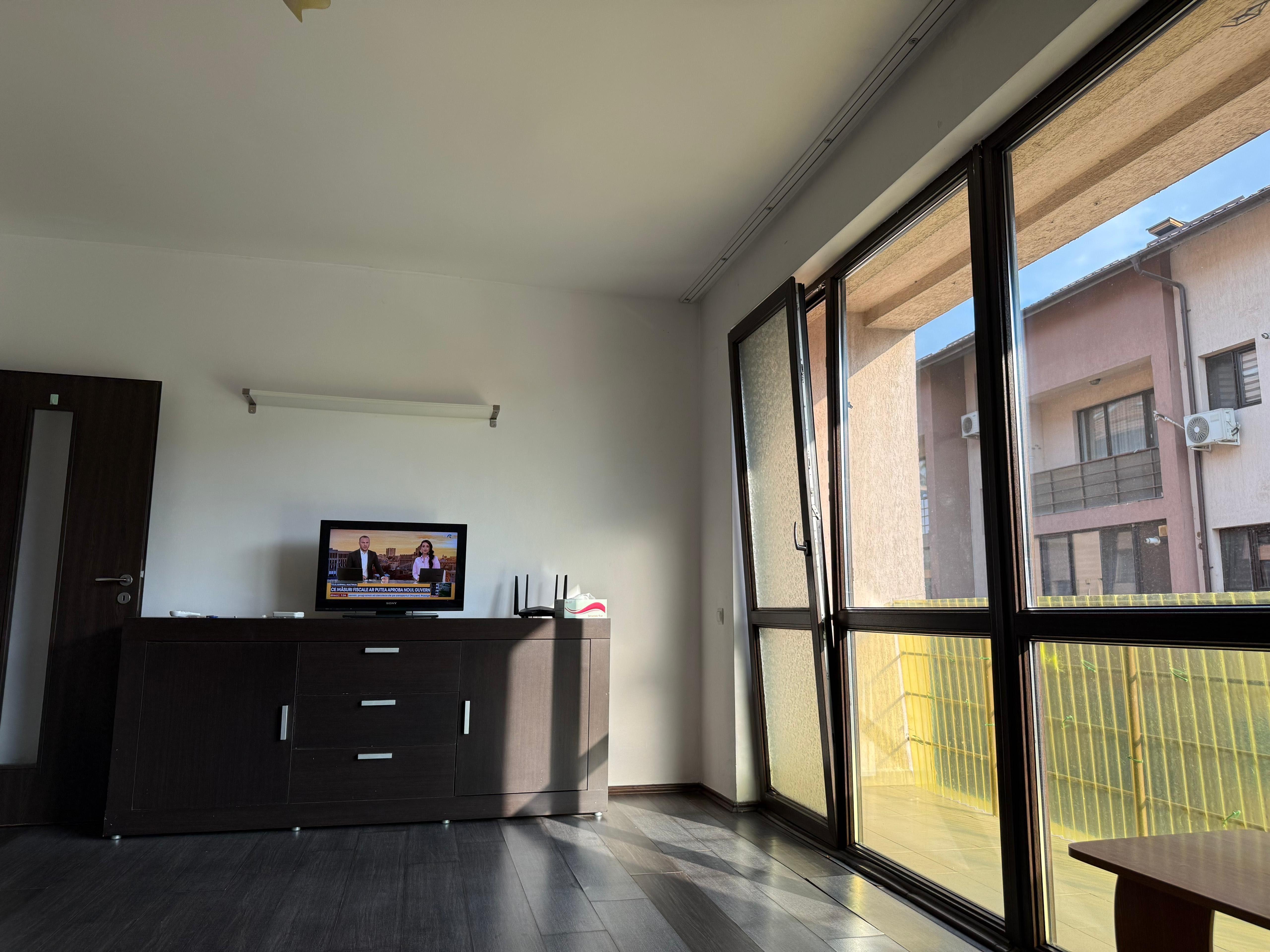 Vând apartament 2 camere, 67mp, Chiajna" - imagine 1