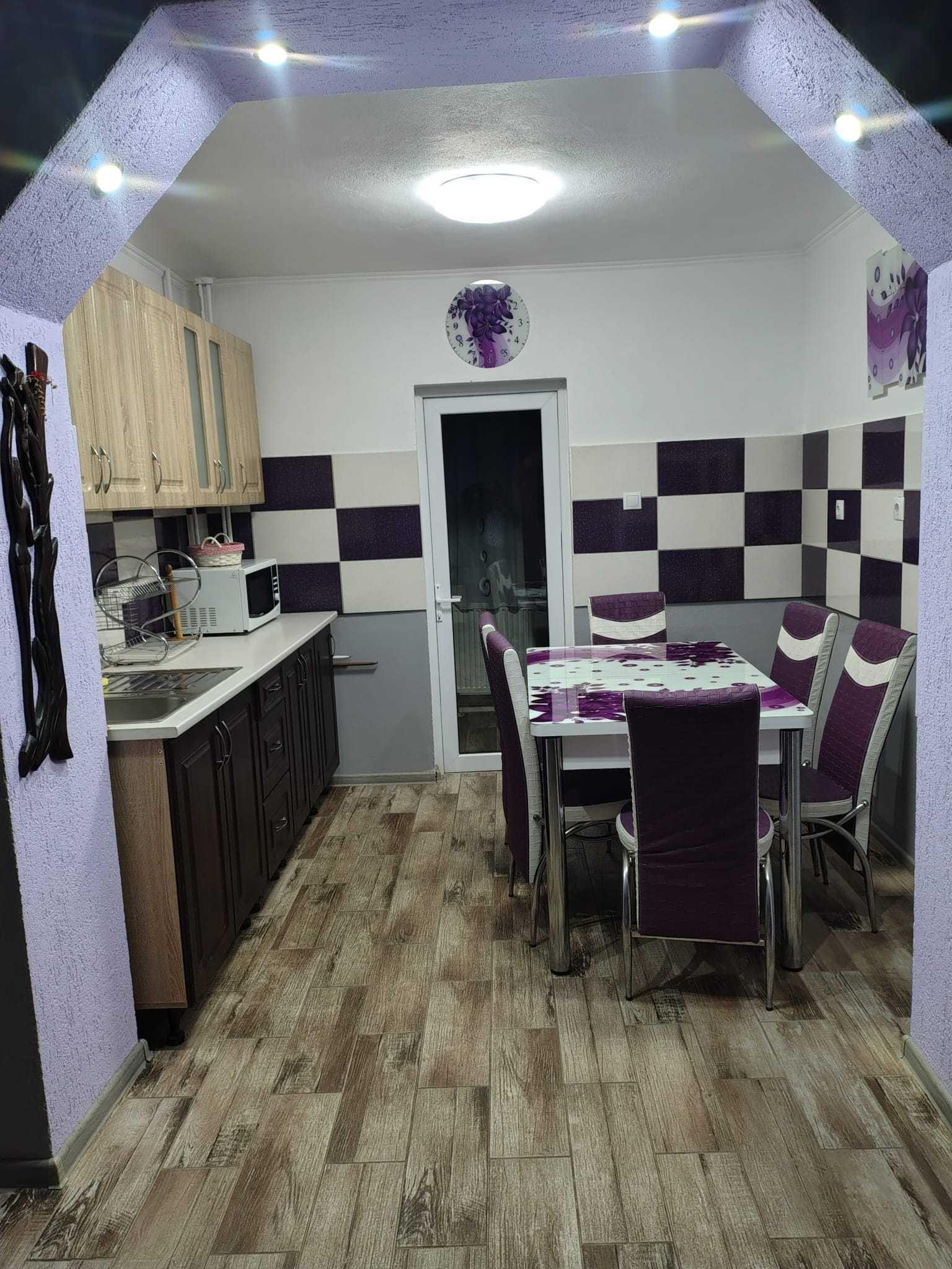 Proprietar, închiriez apartament.