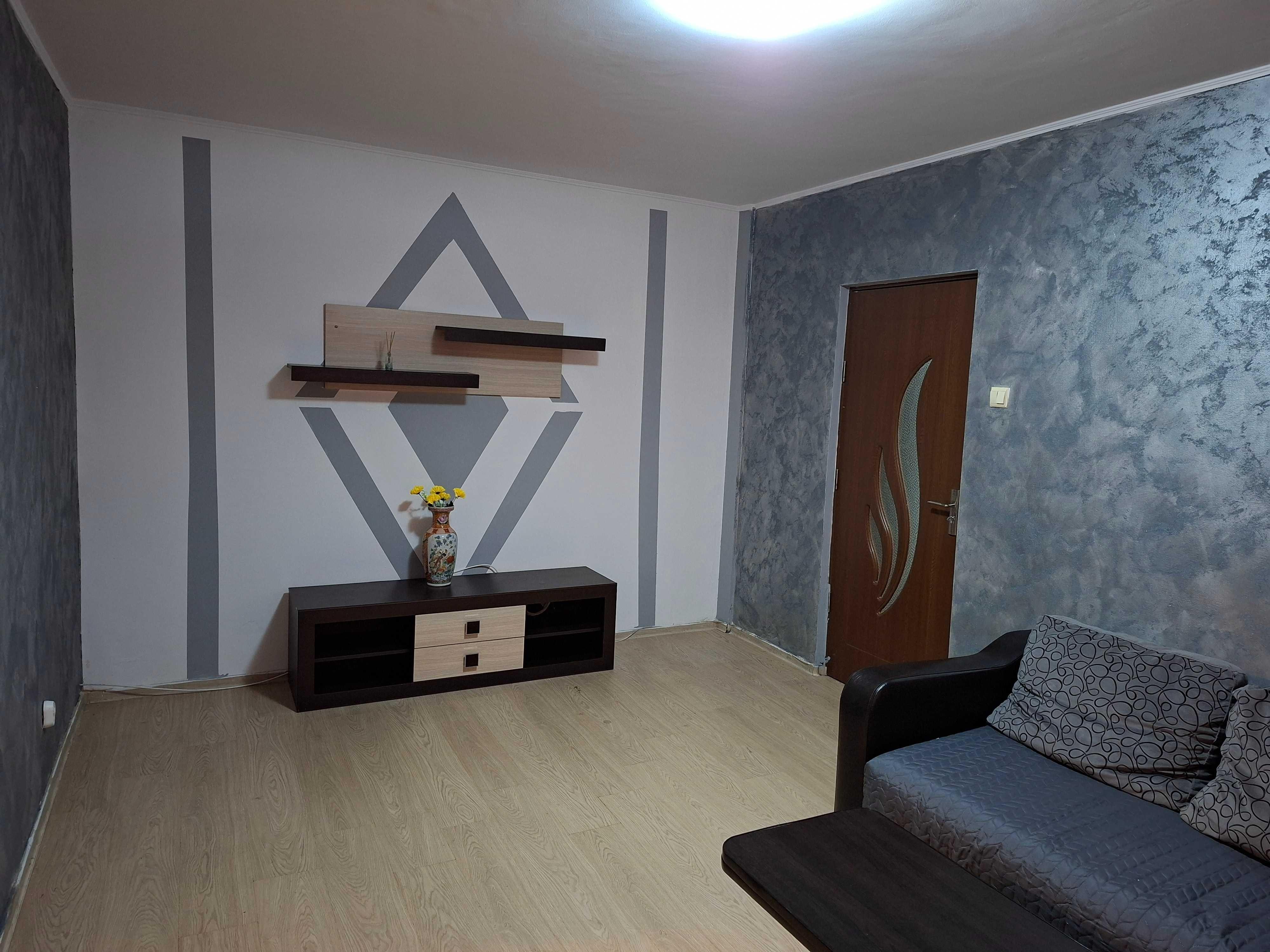 Inchiriez apartament - imagine 1