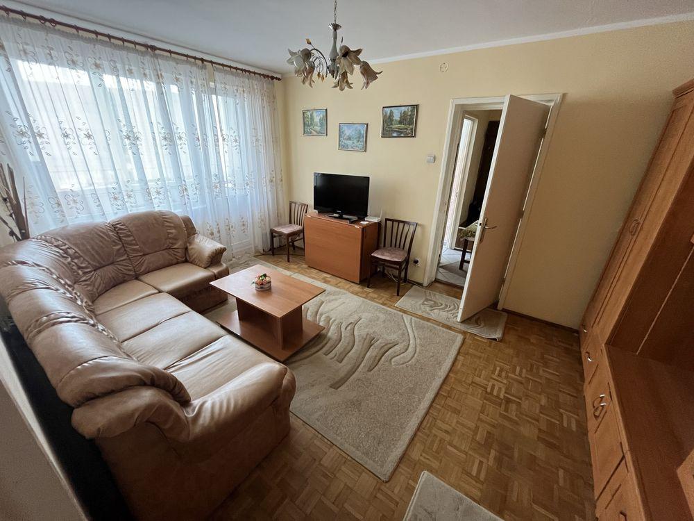 Inchiriez apartament zi a centrala