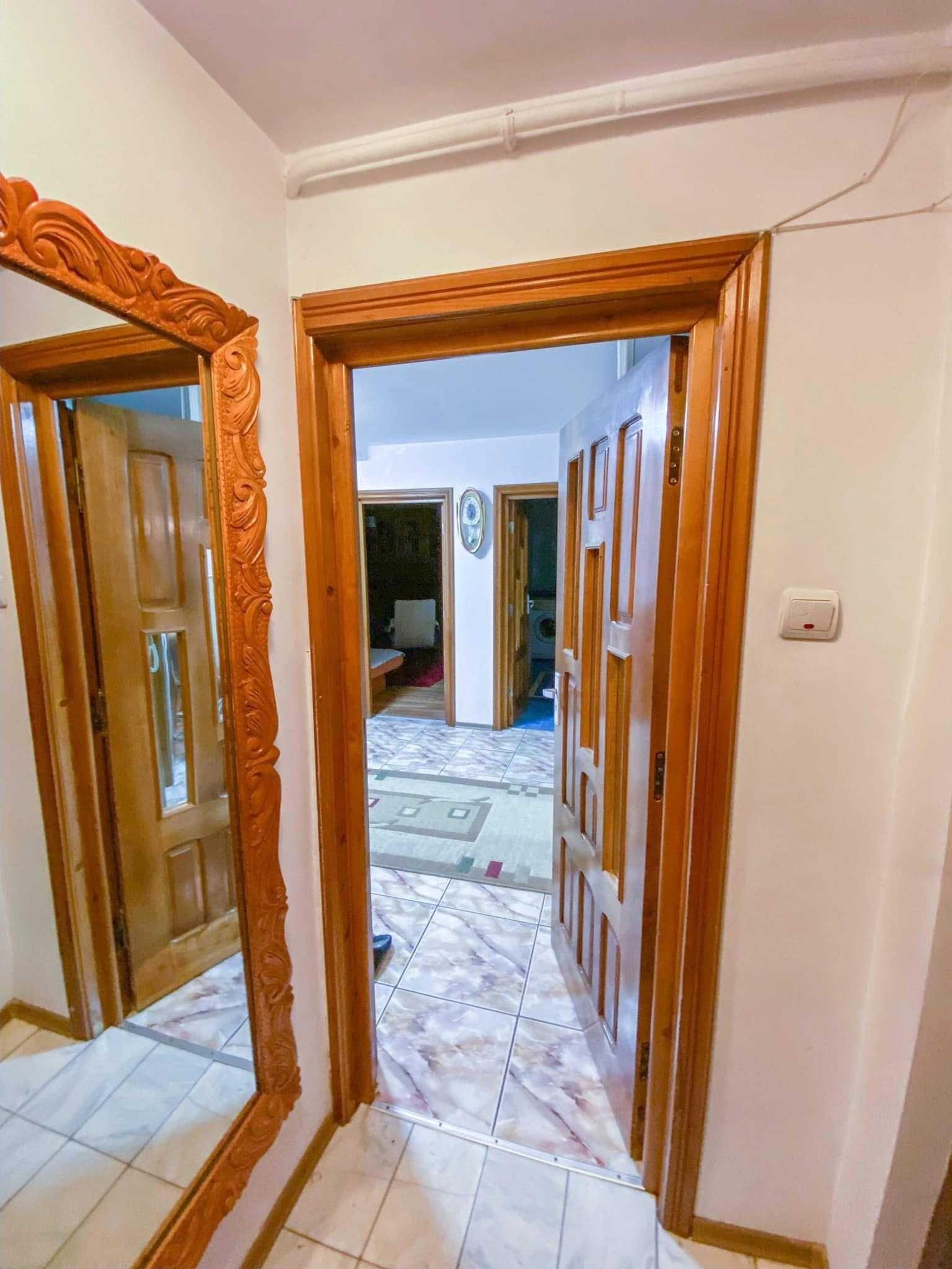 Apartament spatios de inchiriat