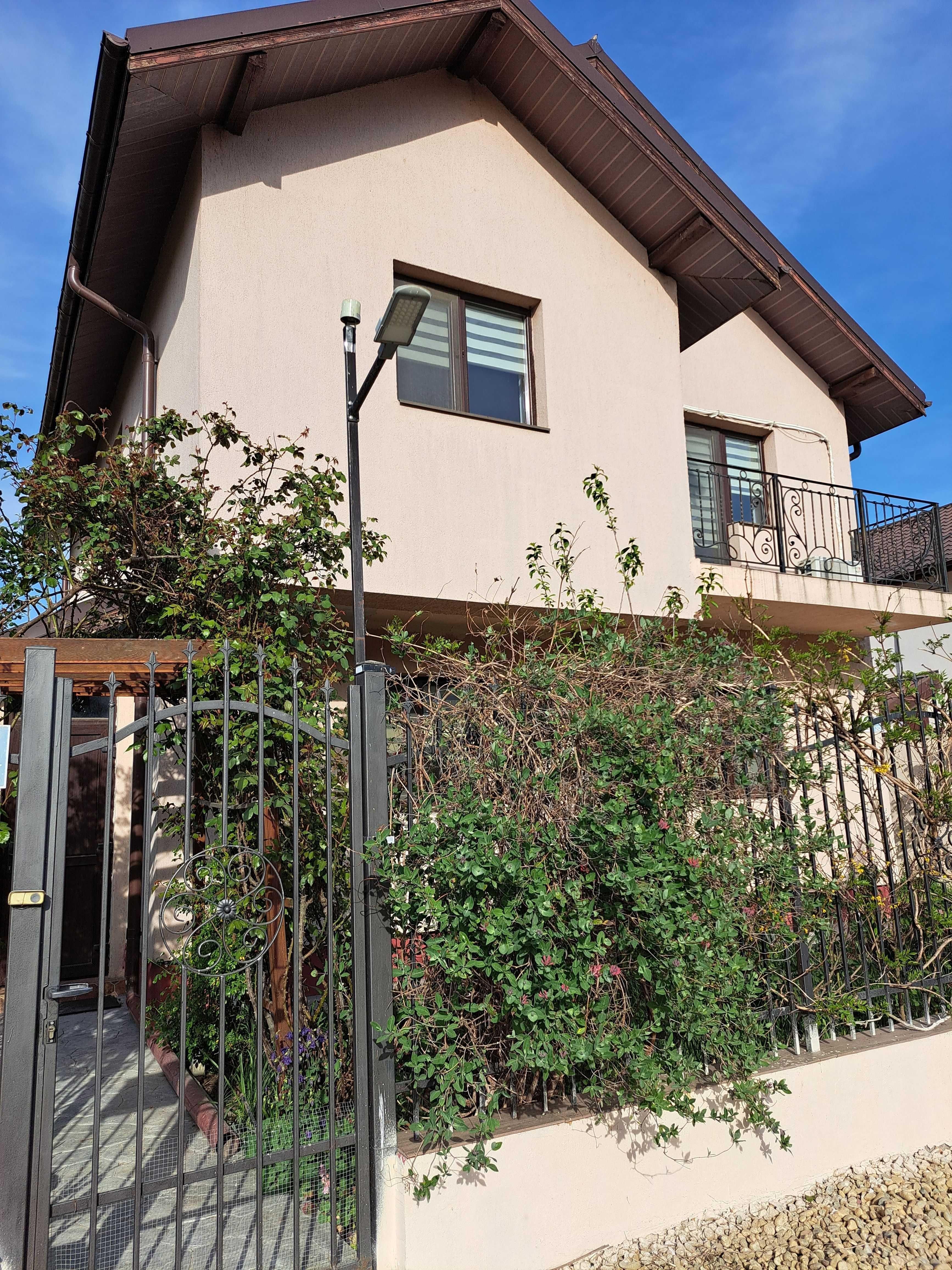Casa visurilor - singur curte-Bragadiru