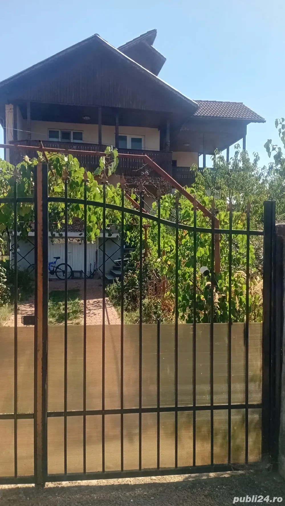Casa de vanzare
