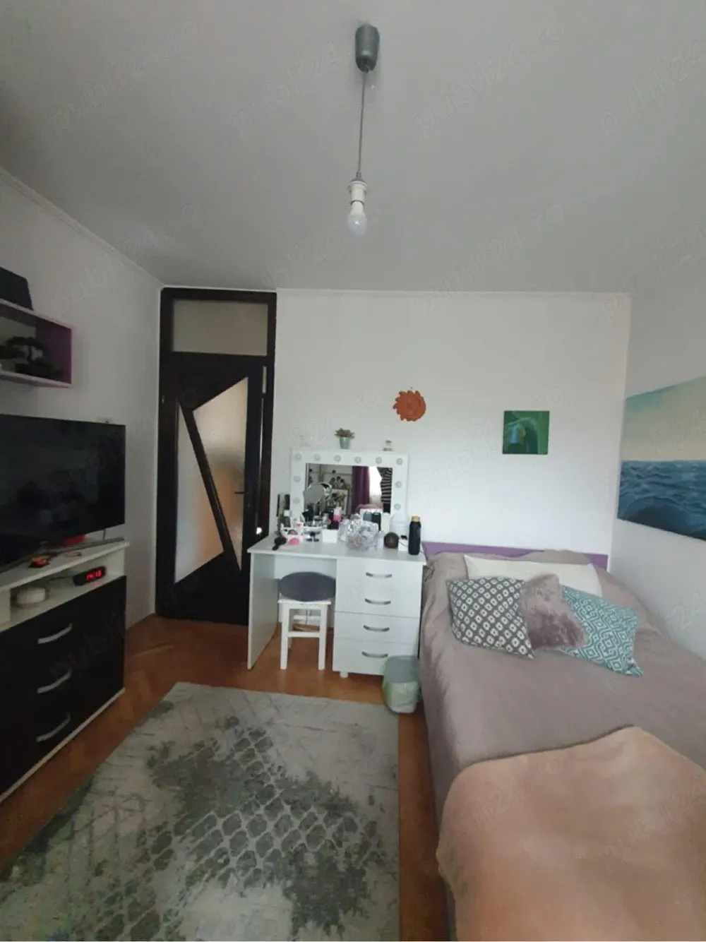 Inchiriez apartament 2 camere zona  centrala