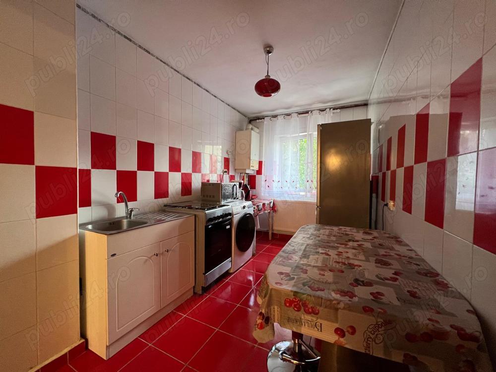 Apartament 3 camere , 2 balcoane ,etaj 1 ,str.Tudor Vladimirescu. - imagine 1
