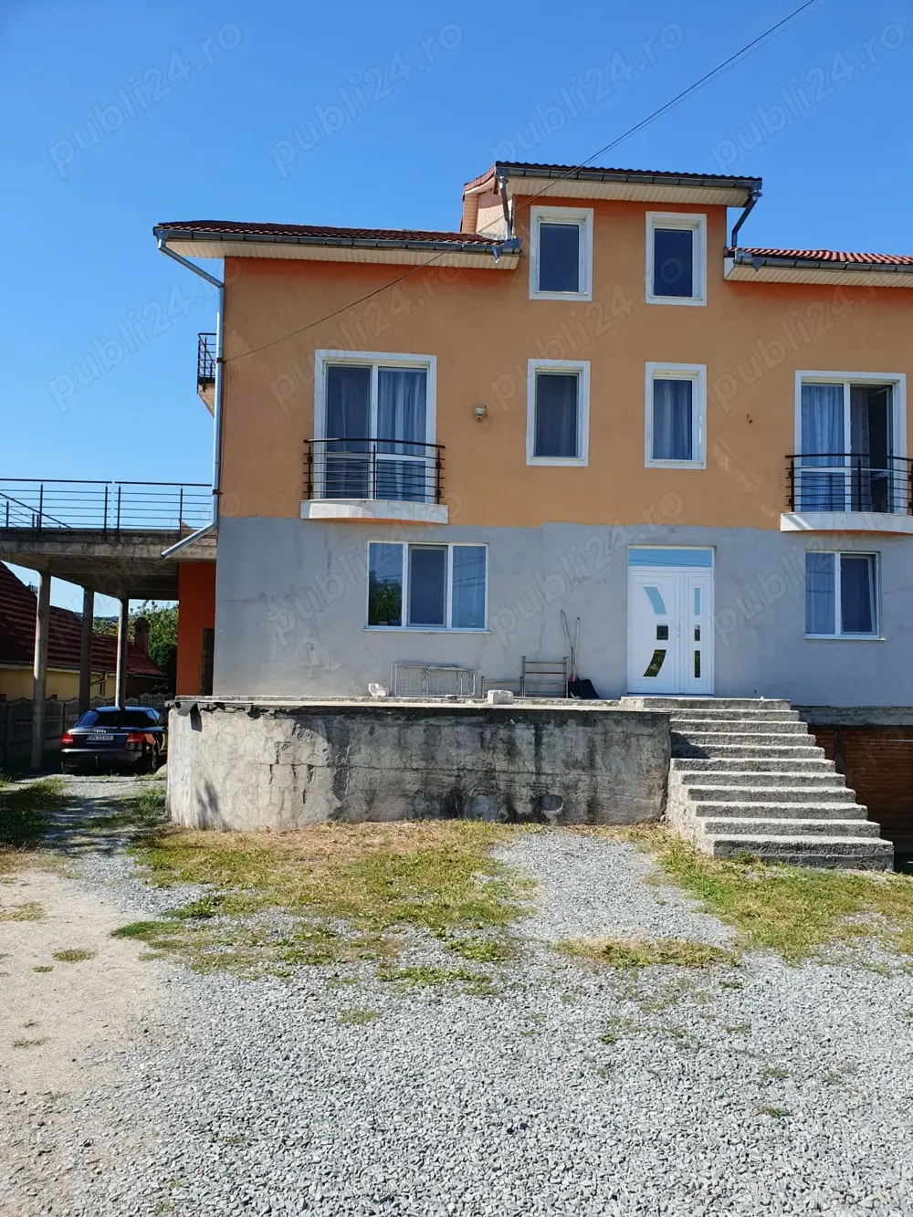 Casă cu teren 15 ari   Bistrița, str. Bradului | 300.000